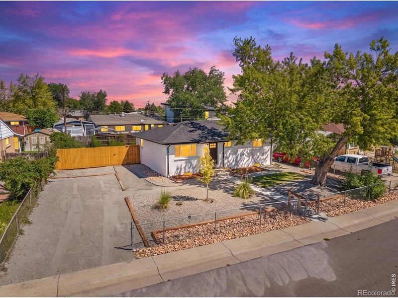 7860 Mona Ct, Denver, CO 80221