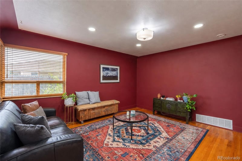 3211 Olive St, Denver, CO 80207