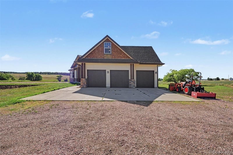 2886 Running Brook Rd, Elizabeth, CO 80107