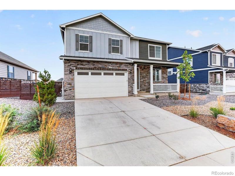 27671 E Byers Ave, Aurora, CO 80018