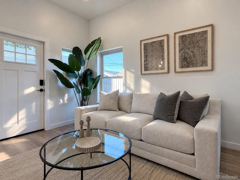 3141 S Lincoln St, Englewood, CO 80113