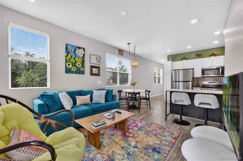 1067 Oak Cir, Denver, CO 80215