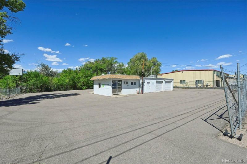 3652 E Bijou St, Colorado Springs, CO 80909