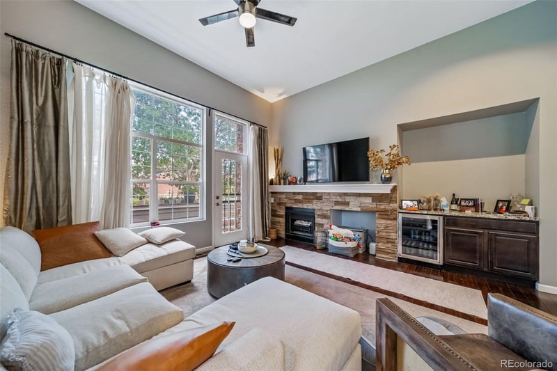 2769 W Greens Ct, Littleton, CO 80123