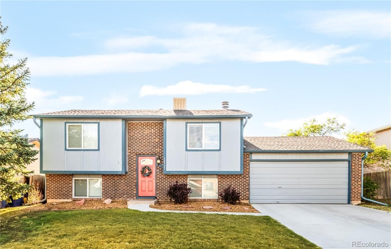 10327 Owens Cir, Broomfield, CO 80021