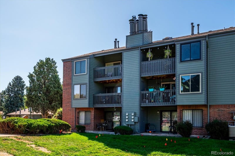 3666 S Depew St #302, Denver, CO 80235