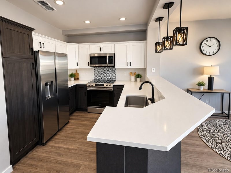 10450 Truckee St #B, Commerce City, CO 80022