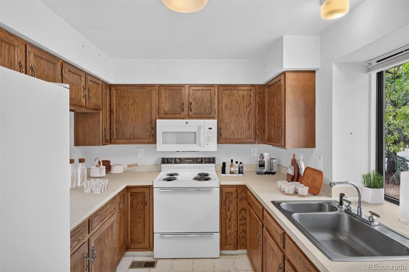 1001 Sunburst Ct, Lafayette, CO 80026