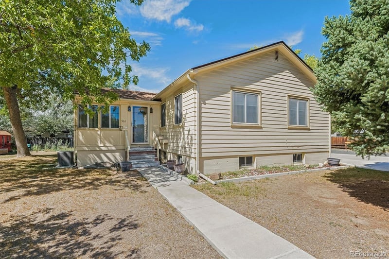 961 Kendall St, Lakewood, CO 80214