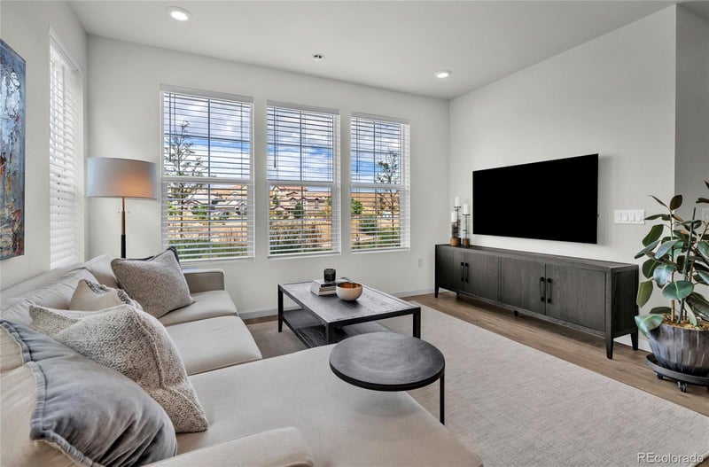 16743 W 93rd Pl, Arvada, CO 80007