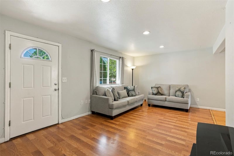 11959 E 7th Ave, Aurora, CO 80010
