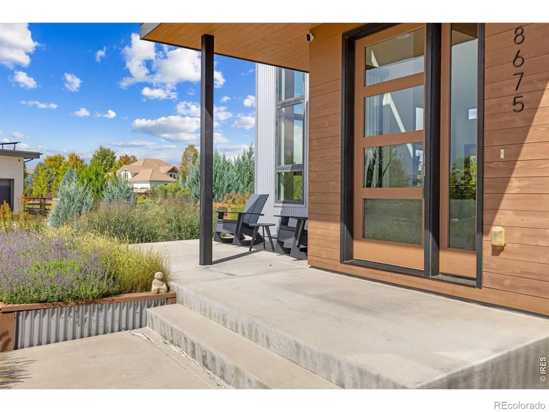 8675 Summerlin Pl, Longmont, CO 80503
