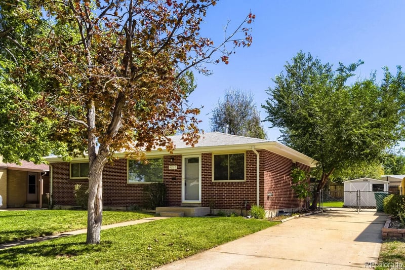 4030 S Inca St, Englewood, CO 80110