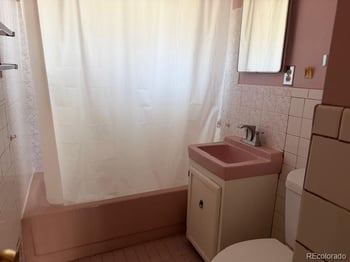 3134 Blackhawk St, Aurora, CO 80011