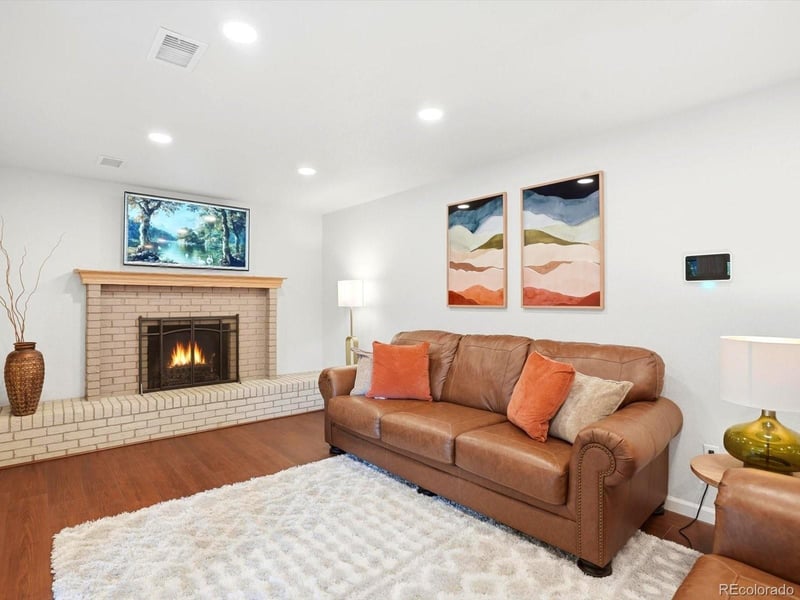 8923 W Warren Dr, Lakewood, CO 80227