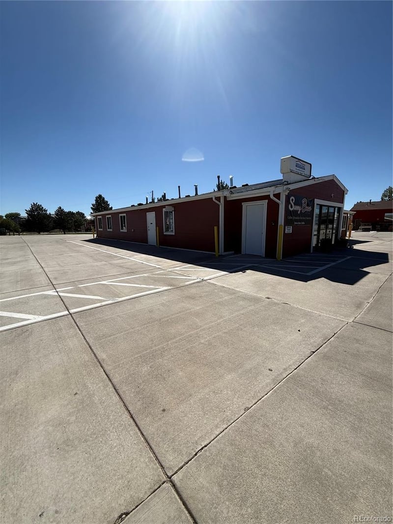 190 S 1st St, Bennett, CO 80102