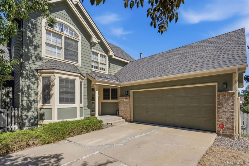 5633 W Iliff Dr, Lakewood, CO 80227