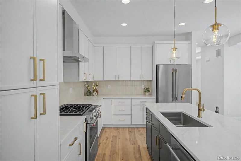 1043 Xenon St, Golden, CO 80401
