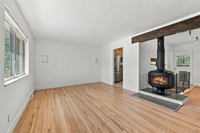 11213 W Briarwood Dr, Lakewood, CO 80226