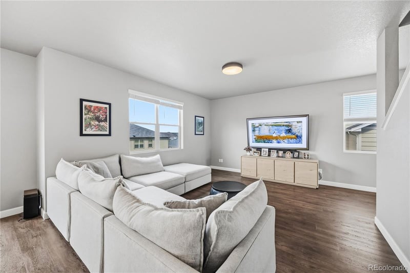 5849 Point Rider Cir, Castle Rock, CO 80104