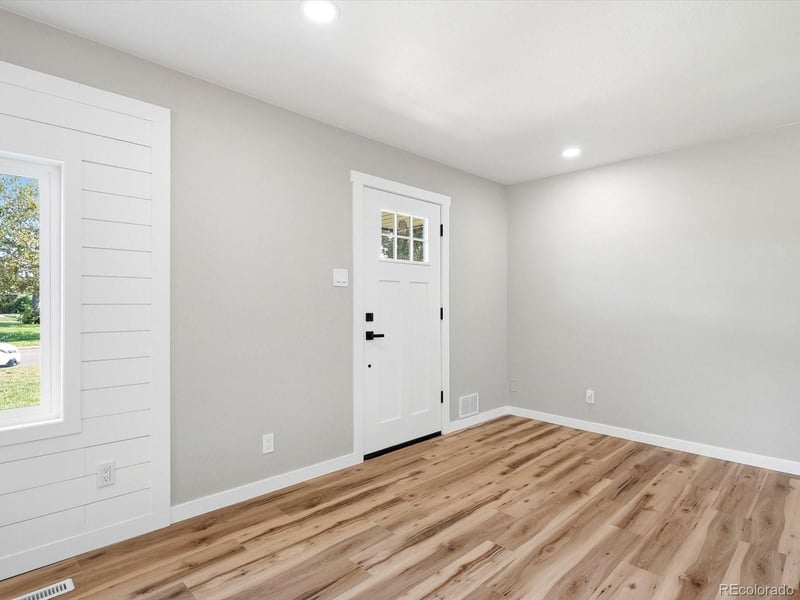 3541 N Monaco Street Pw, Denver, CO 80207