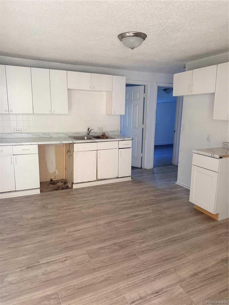 1723 Galena St, Aurora, CO 80010