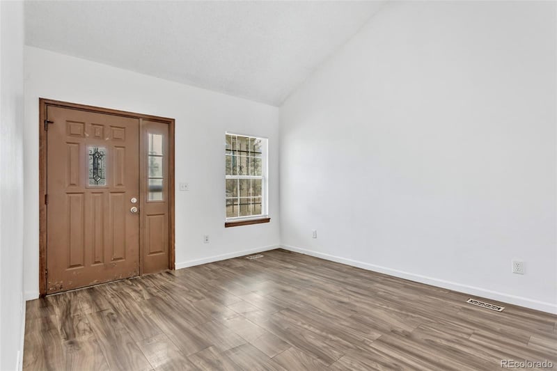 15084 E Andrews Dr E, Denver, CO 80239