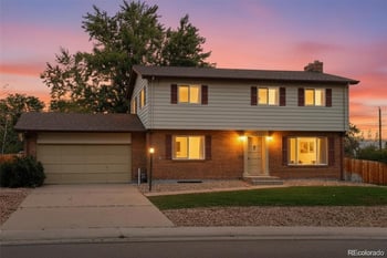 2155 E Noble Pl, Centennial, CO 80121