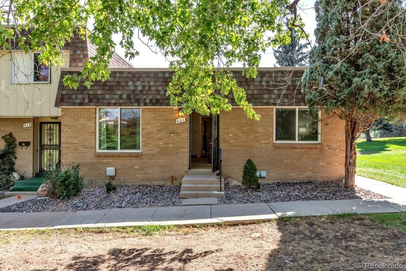 821 S Youngfield Ct, Denver, CO 80228