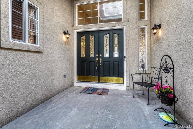 10092 Charissglen Ln, Highlands Ranch, CO 80126
