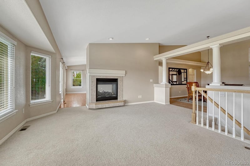 10092 Charissglen Ln, Highlands Ranch, CO 80126