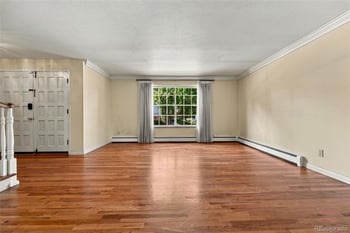 3700 S Roslyn Way, Denver, CO 80237