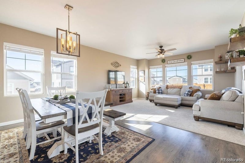 27827 E 8th Ave, Aurora, CO 80018