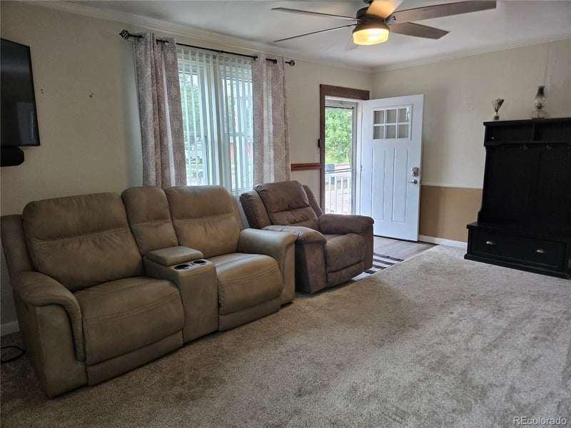 348 11th St, Burlington, CO 80807
