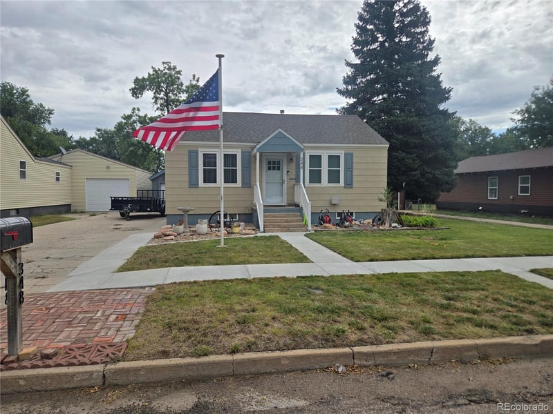 348 11th St, Burlington, CO 80807