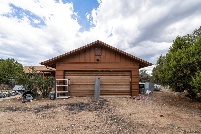 971 Navajo Rd, Walsenburg, CO 81089