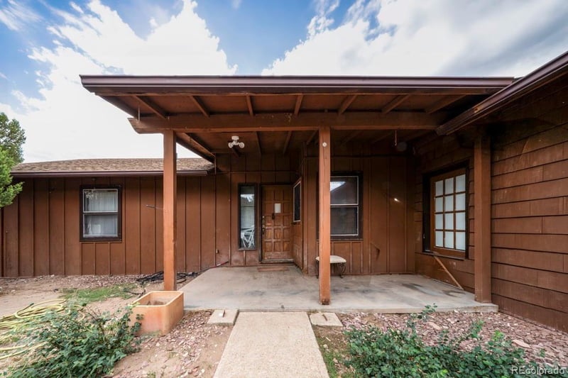 971 Navajo Rd, Walsenburg, CO 81089