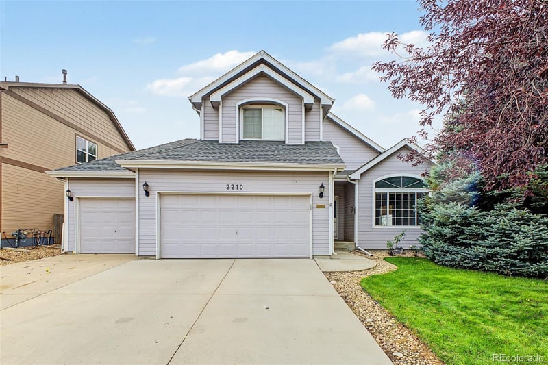 2210 Coyote Creek Dr, Fort Lupton, CO 80621