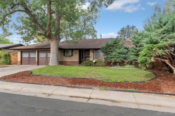 4565 S Lipan Ct, Englewood, CO 80110