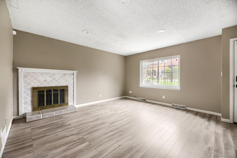 5855 S Lowell Blvd, Littleton, CO 80123