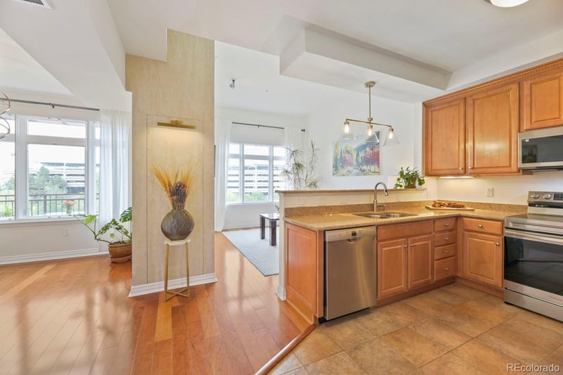 2700 E Cherry Creek South Dr #414, Denver, CO 80209