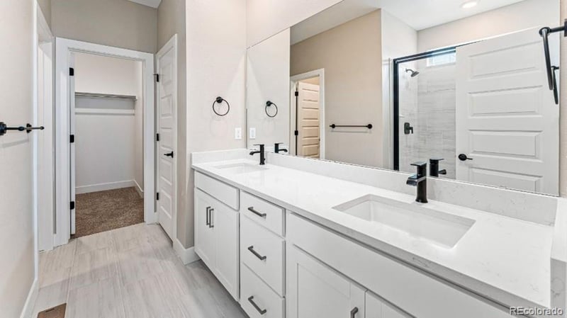 3211 N Elk Way, Aurora, CO 80019