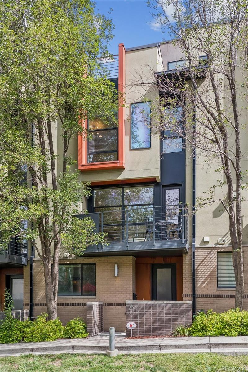 2347 Glenarm Pl, Denver, CO 80205