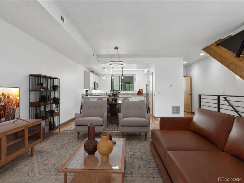 2347 Glenarm Pl, Denver, CO 80205