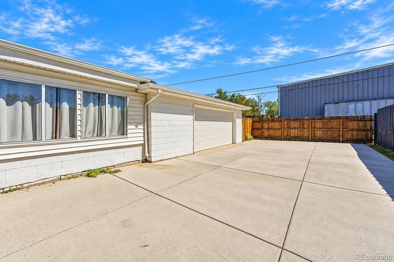 5360 Monaco St, Commerce City, CO 80022