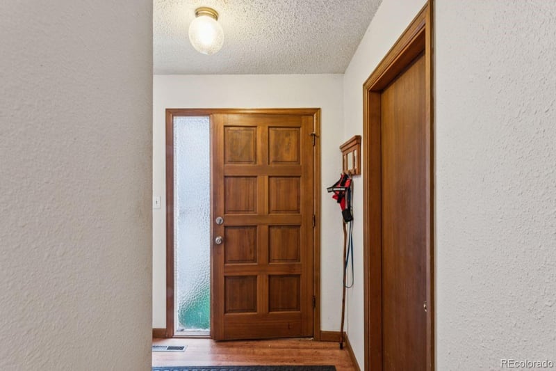 4481 W Pioneer Dr, Greeley, CO 80634