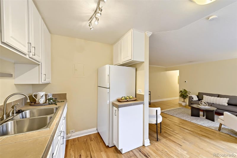 1242 Gaylord St #103, Denver, CO 80206