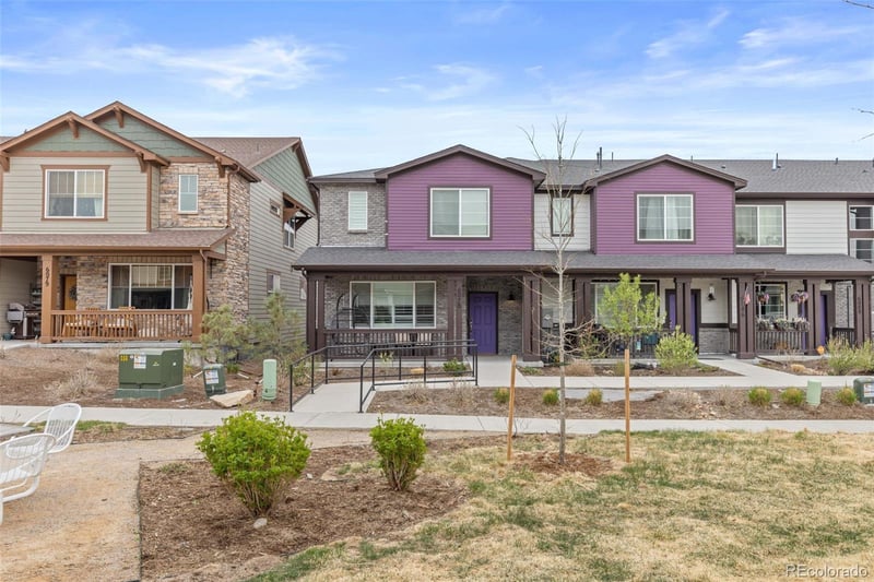 6078 N Lisbon St, Aurora, CO 80019