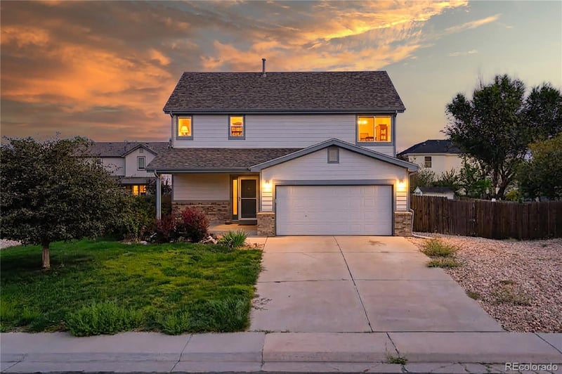 1942 Ance St, Strasburg, CO 80136