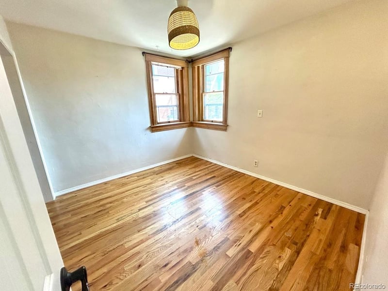 1320 Saint Paul St, Denver, CO 80206